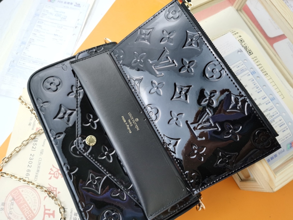 LVコピーウォレット素材ディテール